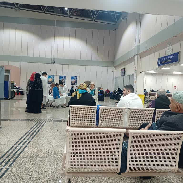 Pegasus Umre Uçuşunda Arıza Sonrası Bilgi Eksikliği Ve Uzun Bekleme