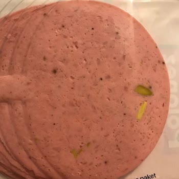 Polonez Salamda Siyah Noktalar Ürün Bozulması Şikayeti