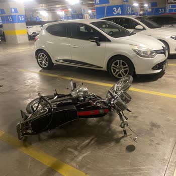 Hastane Otoparkında Motosikletime Şiddetli Zarar Verildi, Sorumluluk Alınmadı