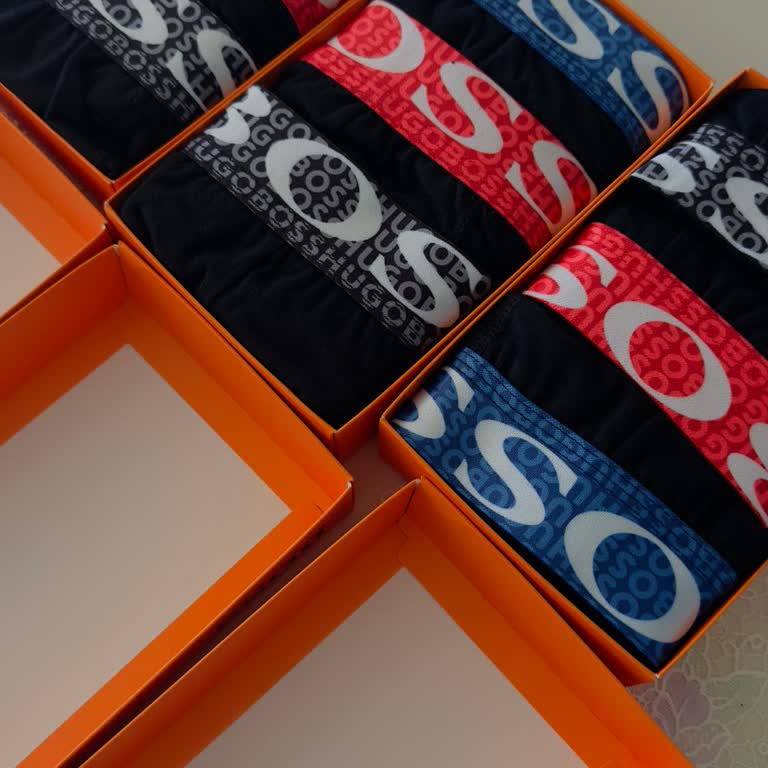 Emporio Armani Boxer Yerine Hugo Boss Gelen Siparişte İade Ve Değişim Talebi