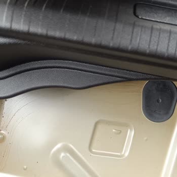 Bagajda Pas Lekesi: Sıfır Citroen C4'te Garanti Kapsamında Çözüm Talebi