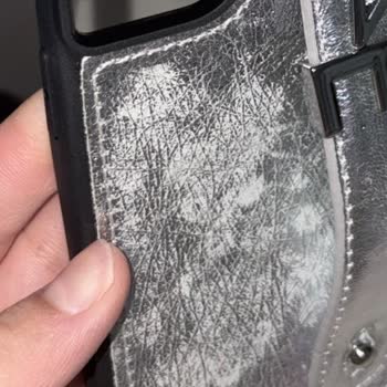 Kısa Sürede Soyulan Kılıf Ve Kaba Müşteri Hizmetleri Nedeniyle Ücret İadesi Talebi