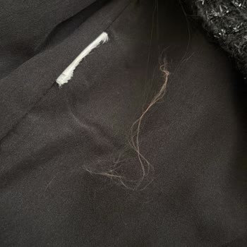 Deep Atelier Alaycı Tavırla İade Reddi Ve Saçlı Etiketsiz Elbise Teslimatı