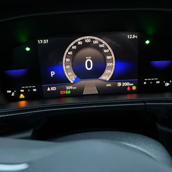 Volkswagen T-Cross Günlük Far Arızası Ve Yazılı Cevap Almama Nedeniyle Değişim Talebi