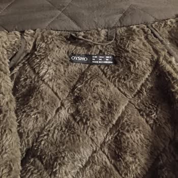 Oysho Tüylü Montta Cep Biyesinin Kopması Ve Dış Dikişlerin Tüylenmesi