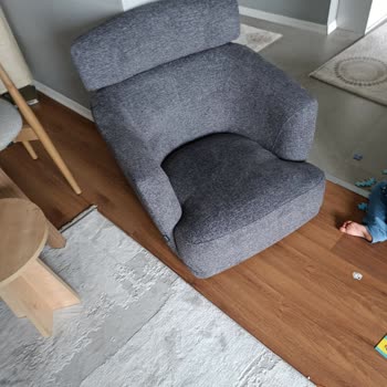 Enza Home'dan Gelen Kırık Kol Ve Berjer İçin Garanti Talebi