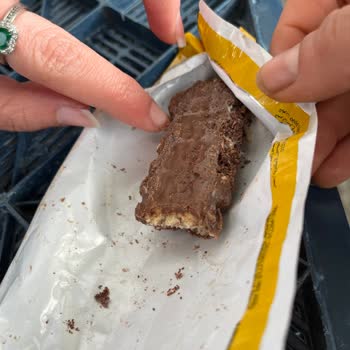 BİM Gofgof Fındıklı Gofrette Böcek Sorunu