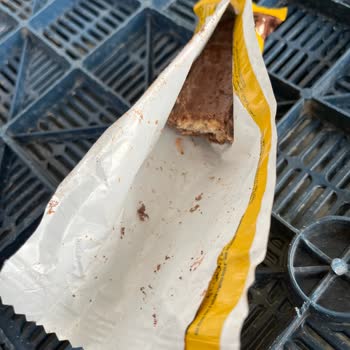 BİM Gofgof Fındıklı Gofrette Böcek Sorunu