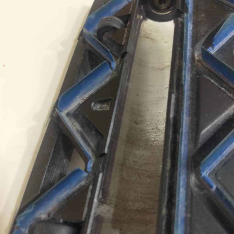 Philips Dikey Süpürge Dönme Aparatı Sürekli Kırılıyor Ve Müşteriyi Mağdur Ediyor