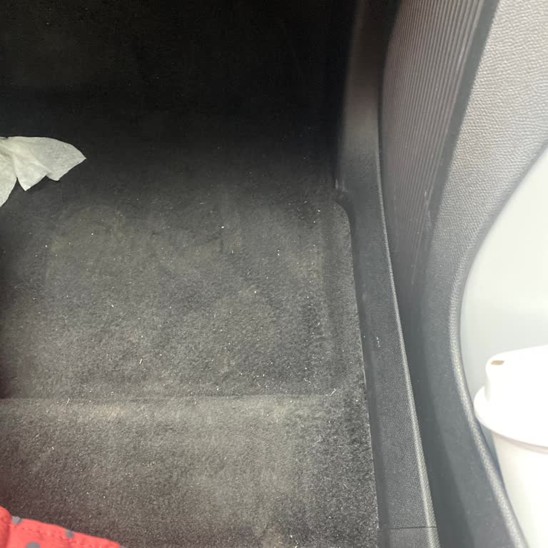 Araç Tesliminde Paspasların Eksik Olması Şikayet Edildi