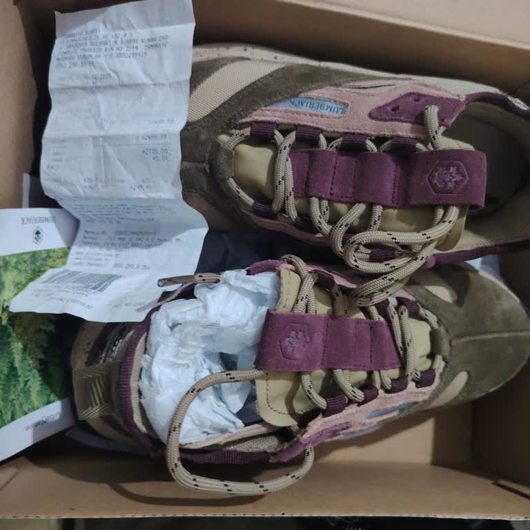 Ayağımı Vuran Ayakkabı Ve Mağaza Personelinin Umursamaz Davranışı