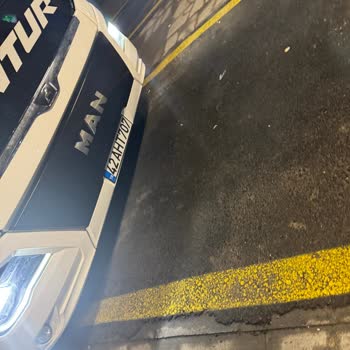 Gecikmeli Otobüs, İletişimsizlik Ve Bagaj Hasarı