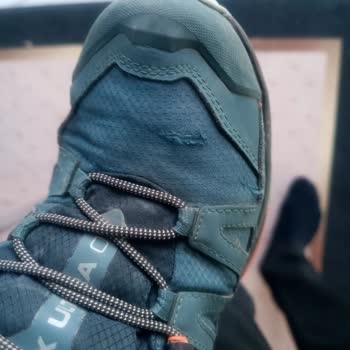 Ayakkabının Dört Ayda Yırtılması Ve Garanti Reddi