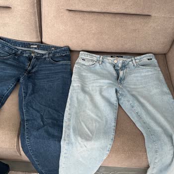 Mavi Kot Pantolonların Form Bozulması Ve Değişim Reddi