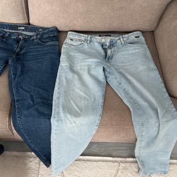 Mavi Kot Pantolonların Form Bozulması Ve Değişim Reddi