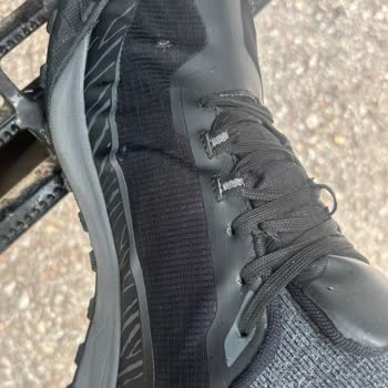 Ayakkabının File Parçalarında Sürekli Patlama Ve Yırtılma