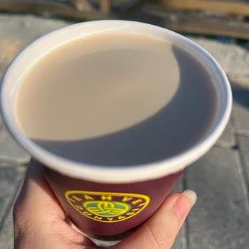 Adana Çukurova'da Kahve Dünyası'nda Latte Sadece Süt Kahve Yok