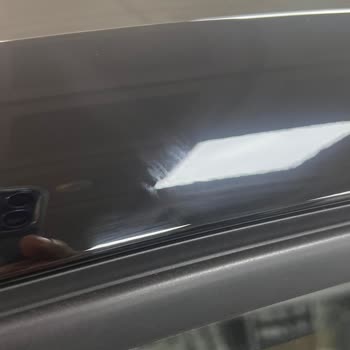 Yeni Volvo EX30'da Boya Çizikleri Ve Bayi Yaklaşımının Ciddiyetsizliği