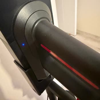 İki Yıllık Garanti Kapsamında Çatlak Ürün Ve Kötü Müşteri Hizmeti