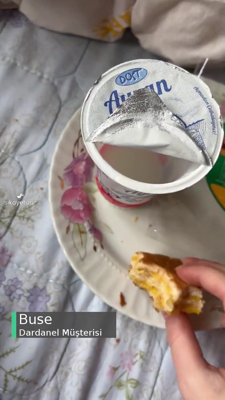 Dardanel Sandviçte Tavuk Tüyü! videonun kapak resmi