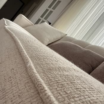 Ayıplı Koltuk Takımı İçin Yetersiz Servis Ve Reddedilen İade Talebi