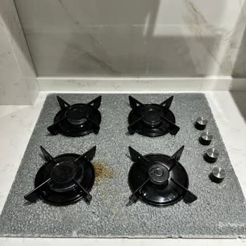 Cam Ankastre Ocakta Aniden Çatlama, Garanti Dışı Ücretsiz Değişim Talebi