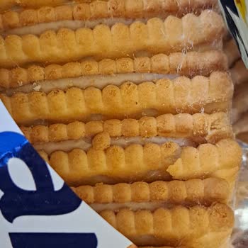 Küflü Ve Örümcek Ağıyla Kaplı Ülker İkram Fındıklı Ürününde Gıda Güvenliği Sorunu