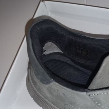 İki Yıllık Garanti Verilen Ayakkabının Bir Ayda Renk Solması Ve Onarım Yapılmadan Geri Gönderilmesi