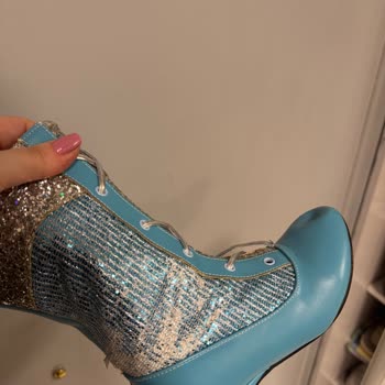 İki Gün İçinde Parçalanan Elsa Çizme İçin Tam İade Talebi