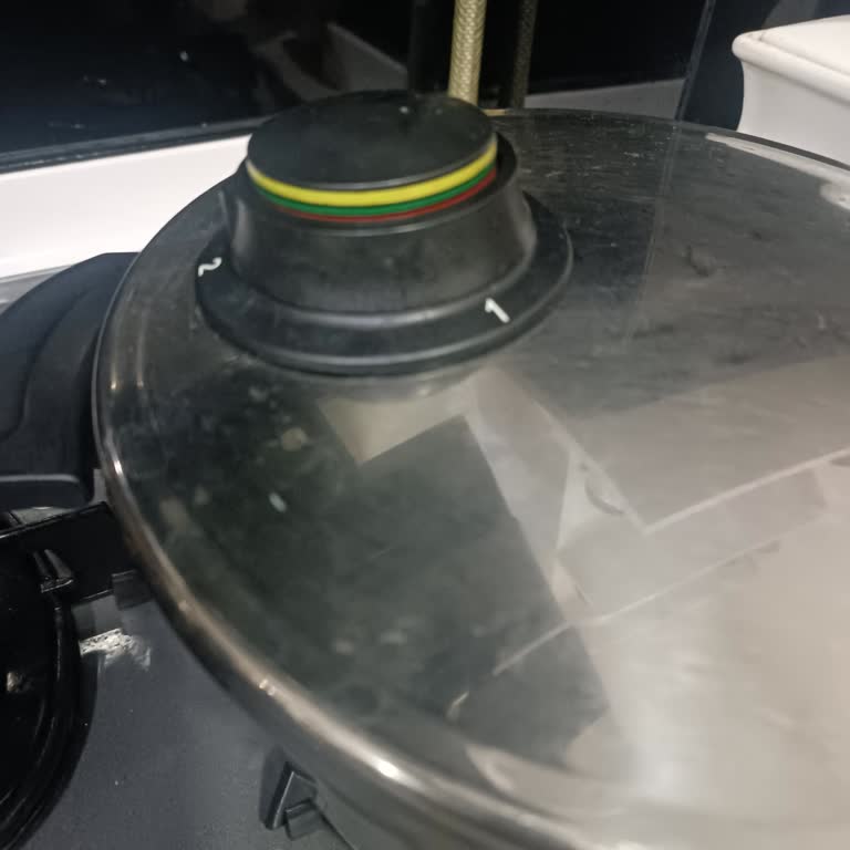 Fissler Vitaquick Düdüklü Tencerede Valf Ani Fırlaması Güvenlik Riski