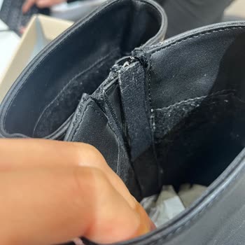 Bambi Ayakkabı Az Kullanıma Rağmen Aşınma Ve Tüylenme Oluştu