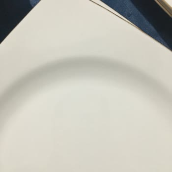 Aydın İncirliova Madame Coco Yemek Takımında Kısa Sürede Deformasyon Ve Siyah Lekeler!