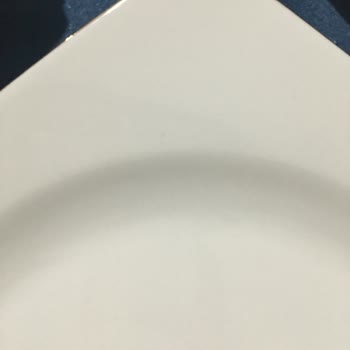 Aydın İncirliova Madame Coco Yemek Takımında Kısa Sürede Deformasyon Ve Siyah Lekeler!