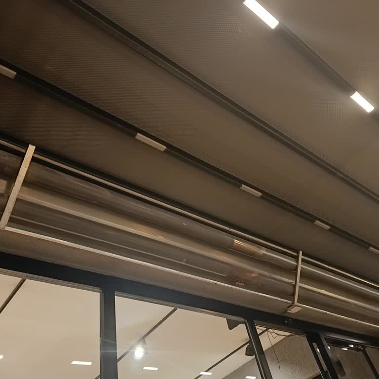 Şubede Çalışmayan Isıtıcılar Müşterileri Buz Gibi Soğukta Bıraktı