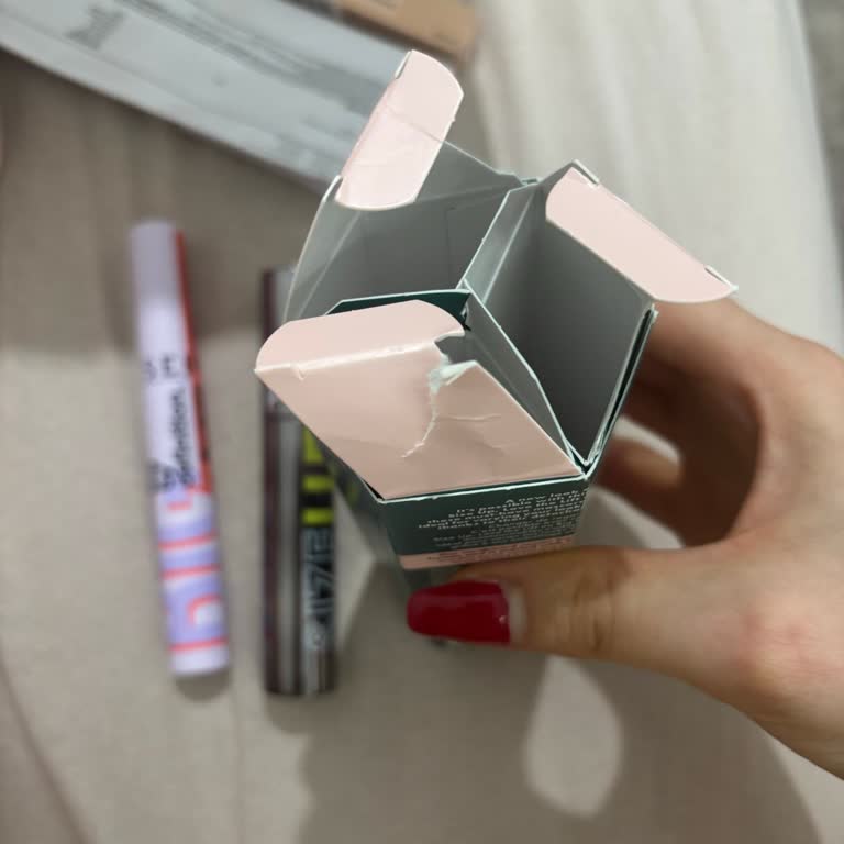 Sephora'dan Gelen 3'lü Rimel Setinde Eksik Ürün Ve Kırık Kutu