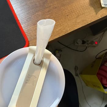 Stanley Çiğnenmiş Pipetli Termos İçin Hijyen Şikayeti Ve Ücret İadesi