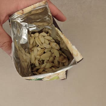 Çerezya Kabak Çekirdeği Tazeliği Ve Lezzeti Beklentileri Karşılamıyor