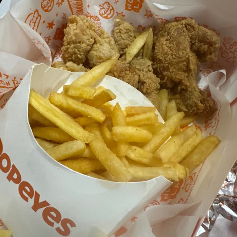Popeyes Denizli Şubesinde Gecikmiş Ve Soğuk Sipariş, Personel İlgisizliği