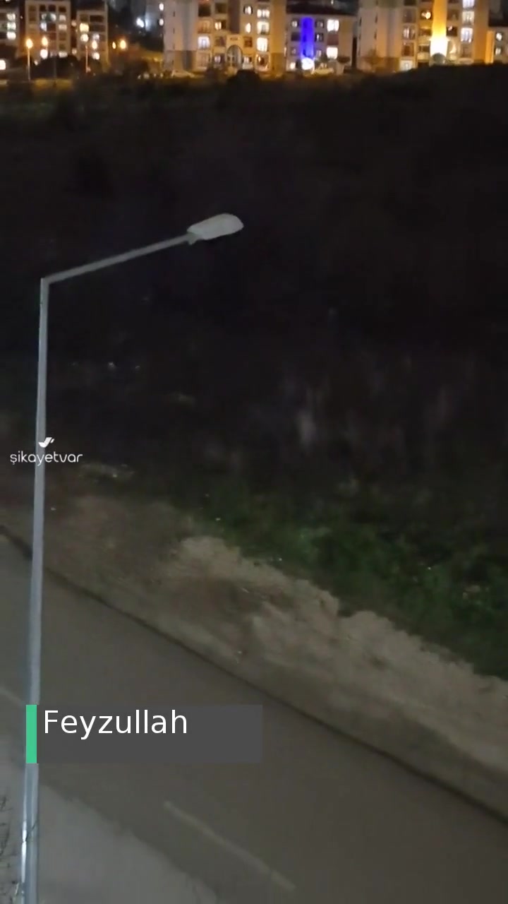 Uludağ Elektrik Dağıtım Sokak Lambası Yanmıyor! videonun kapak resmi