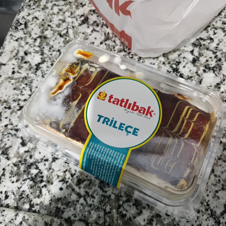 Fıstıklı Sarma Eksik, Canlı Destekte İlgisizlik