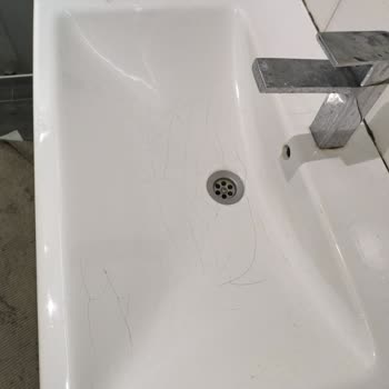 Seramik Lavabodaki Kılcal Çatlaklar İçin Garanti Dışı Ücretsiz Değişim Talebi