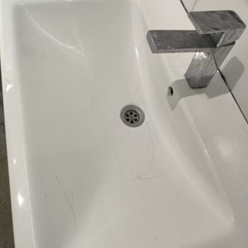 Seramik Lavabodaki Kılcal Çatlaklar İçin Garanti Dışı Ücretsiz Değişim Talebi