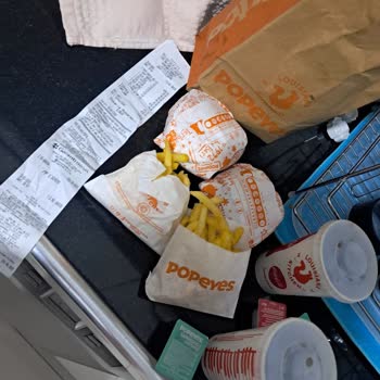 Eksik Nugget Ve Kapalı Müşteri Hizmetleri Nedeniyle İade Talebi