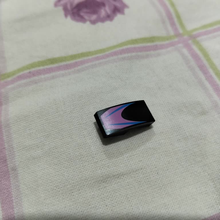 Lego Formula 1 Setinde Yan Havalandırma Parçası Yok