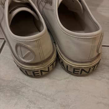 Valentino Sneaker İç Astarı Açıldı, Boyner’in Haksız Müşteri Hatası Reddi