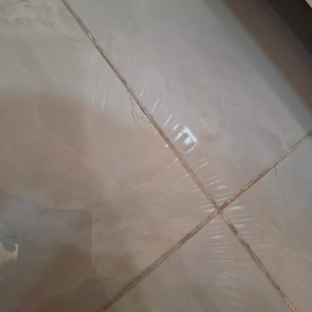 Dayanıksız 1. Kalite Fayanslarda Çatlak Ve Kırılma Sorunu