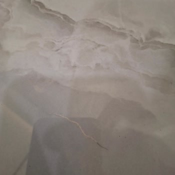 Dayanıksız 1. Kalite Fayanslarda Çatlak Ve Kırılma Sorunu