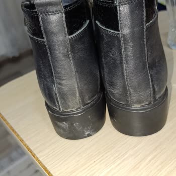 Ayakkabının Renk Solması Ve Garanti İhlali