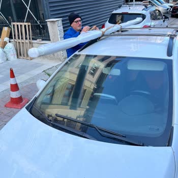 Sürat Kargo İzmir Şubesinde Teslim Edilmeyen Kargo Ve Bilgilendirme Eksikliği