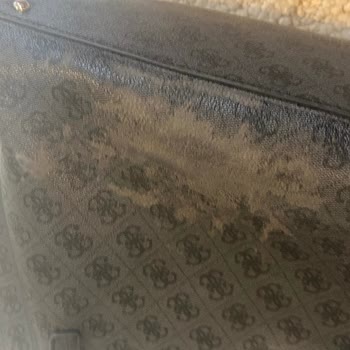 Guess Mağazasında Çanta Deformasyonu, Garanti Reddi Ve Aşırı Ücretlendirme